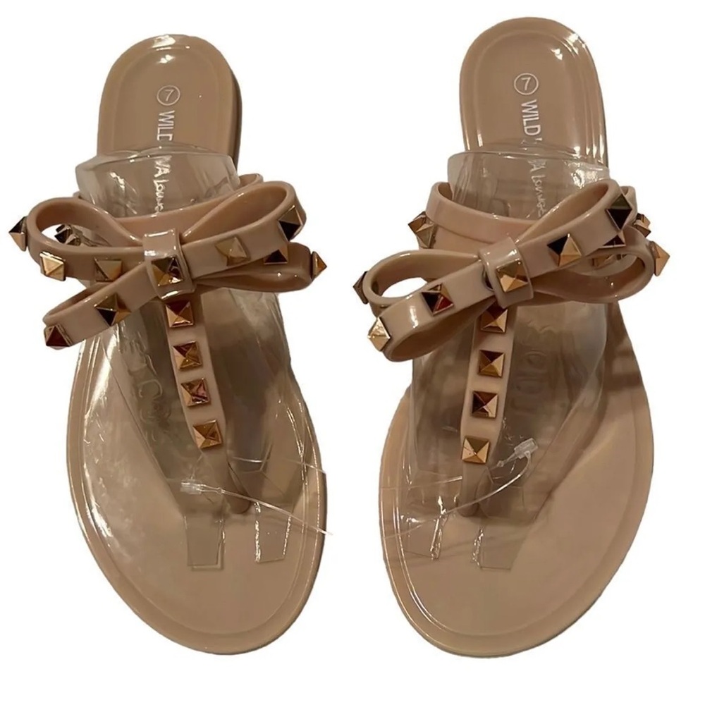 Wild Diva Women's Tan Studded Sandals